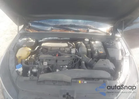 2021 Kia K5 Lxs z USA, uszkodzony, nr VIN 5XXG14J26MG042812